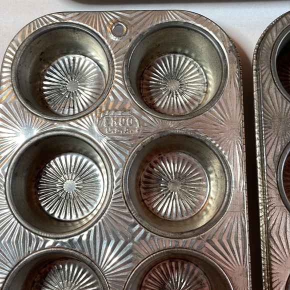 Set of 3 Vintage Ekco Mini Muffin Pans w/ Pattern - Picture 4 of 9
